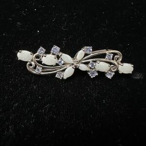 10k White Gold  Pin  Opal & Amethyst